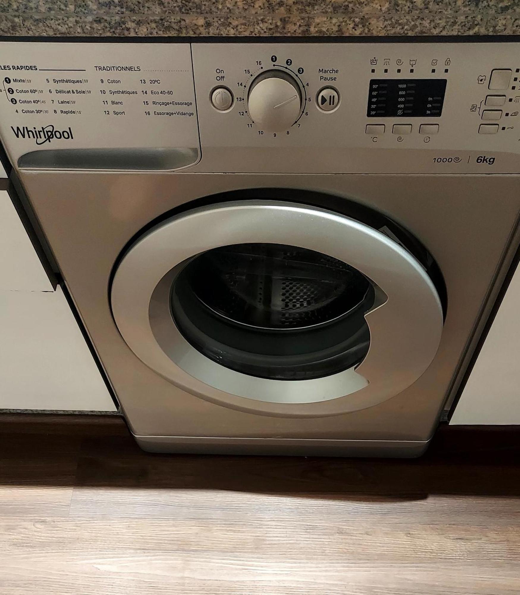 Luxury Downtown Apartment Of 80M2 In Front Of Hassan 2 Mosque And Sea From Family , Pour Famille , Interdit Couples Araabic Non Marie, Forbidden Unmarried Araabic Couples Basement Car Park Casablanca Luaran gambar