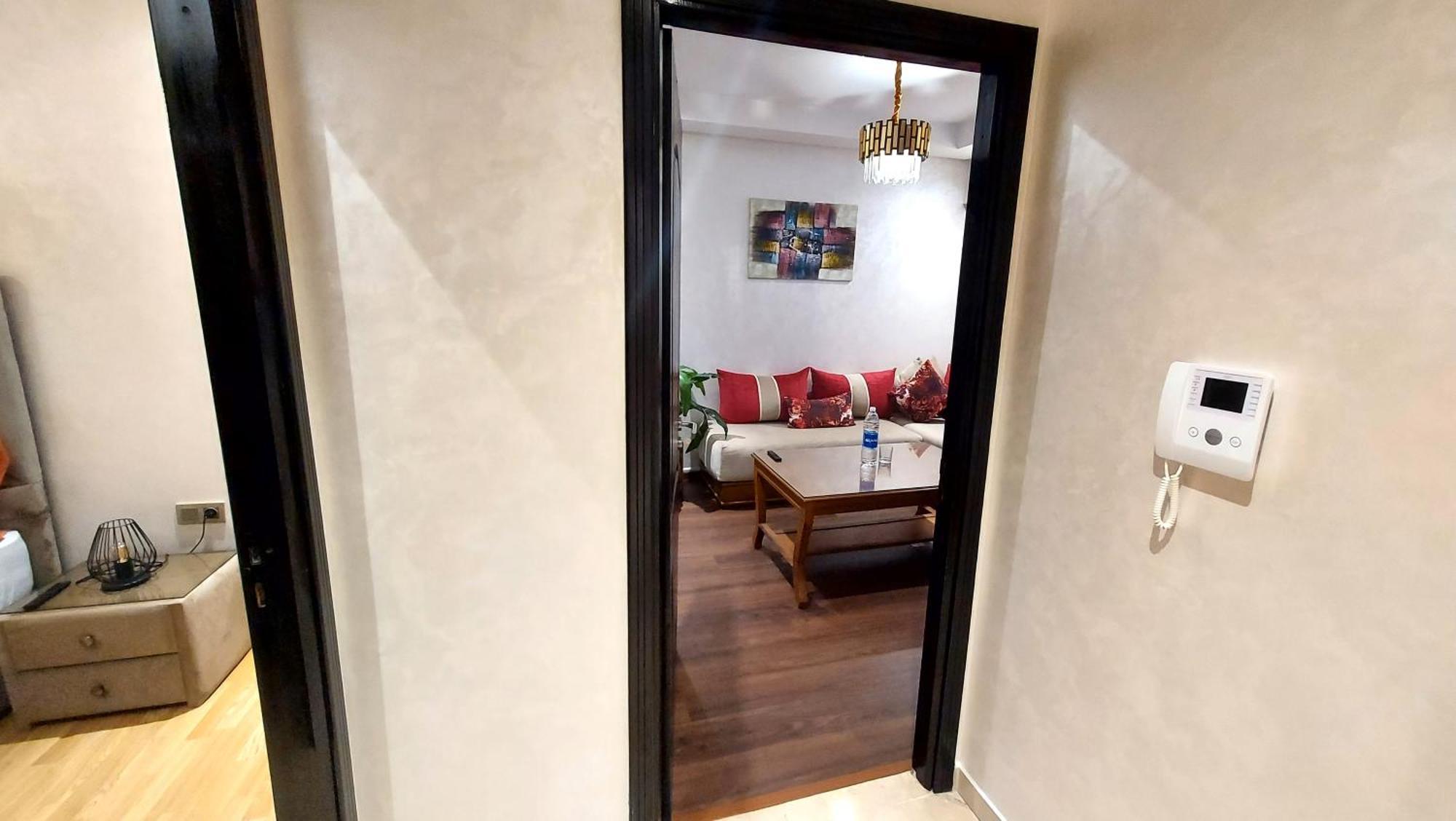 Luxury Downtown Apartment Of 80M2 In Front Of Hassan 2 Mosque And Sea From Family , Pour Famille , Interdit Couples Araabic Non Marie, Forbidden Unmarried Araabic Couples Basement Car Park Casablanca Luaran gambar